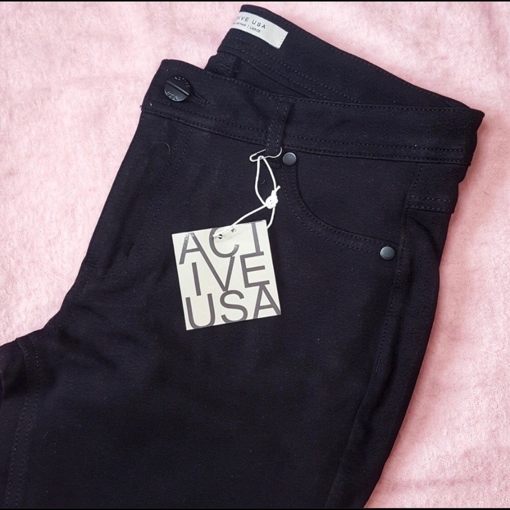 NWT Black Skinny Pants